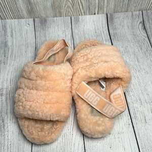UGG fuzzy slipper peach color size 9